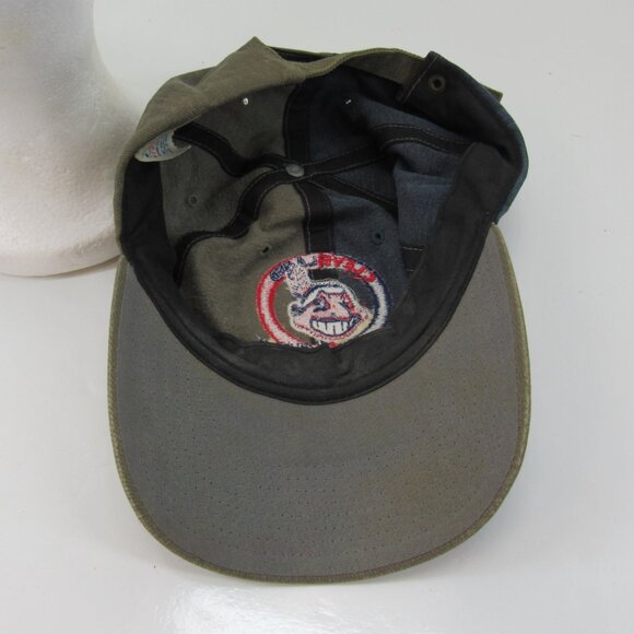 Vntg Cleveland Indians Embroidered Logo Men's Gray & Blue Adj Strap Back Cap Hat - Picture 7 of 9